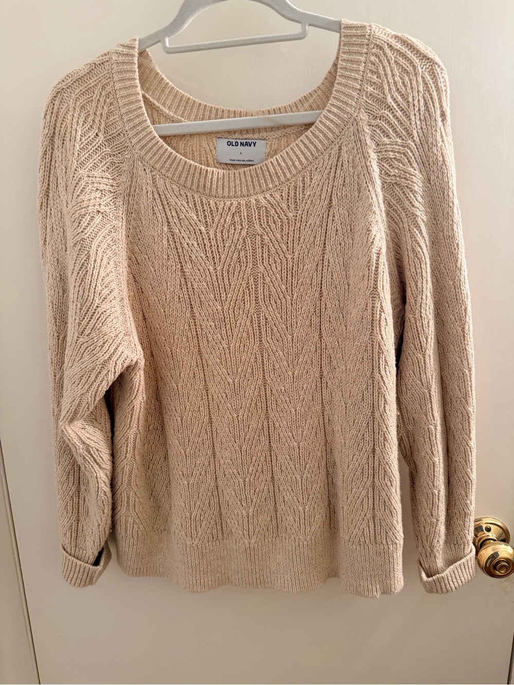 Old Navy Beige Cable-Knit Crew Neck Sweater